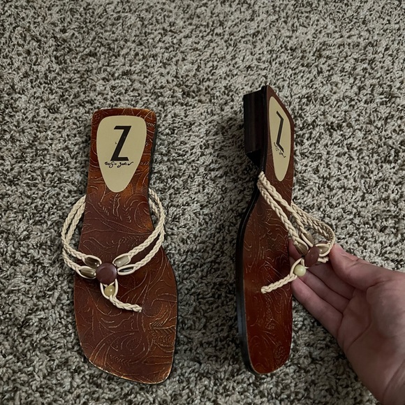 Sandals - Picture 2 of 3